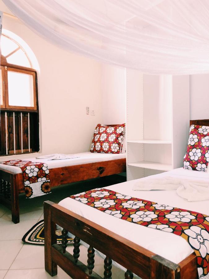 Kelele Square Bed & Breakfast Zanzibar Екстериор снимка