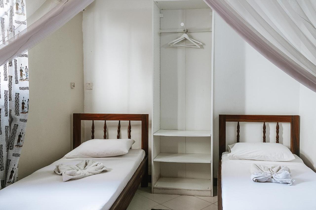 Kelele Square Bed & Breakfast Zanzibar Екстериор снимка