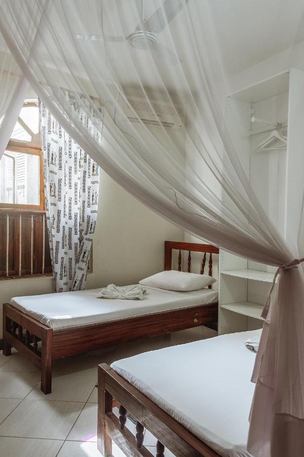 Kelele Square Bed & Breakfast Zanzibar Екстериор снимка